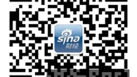 足球比赛精彩瞬间韦德体育官网：胡荷韬左路传球，拜合拉木射门踢偏，主裁点球争议解析